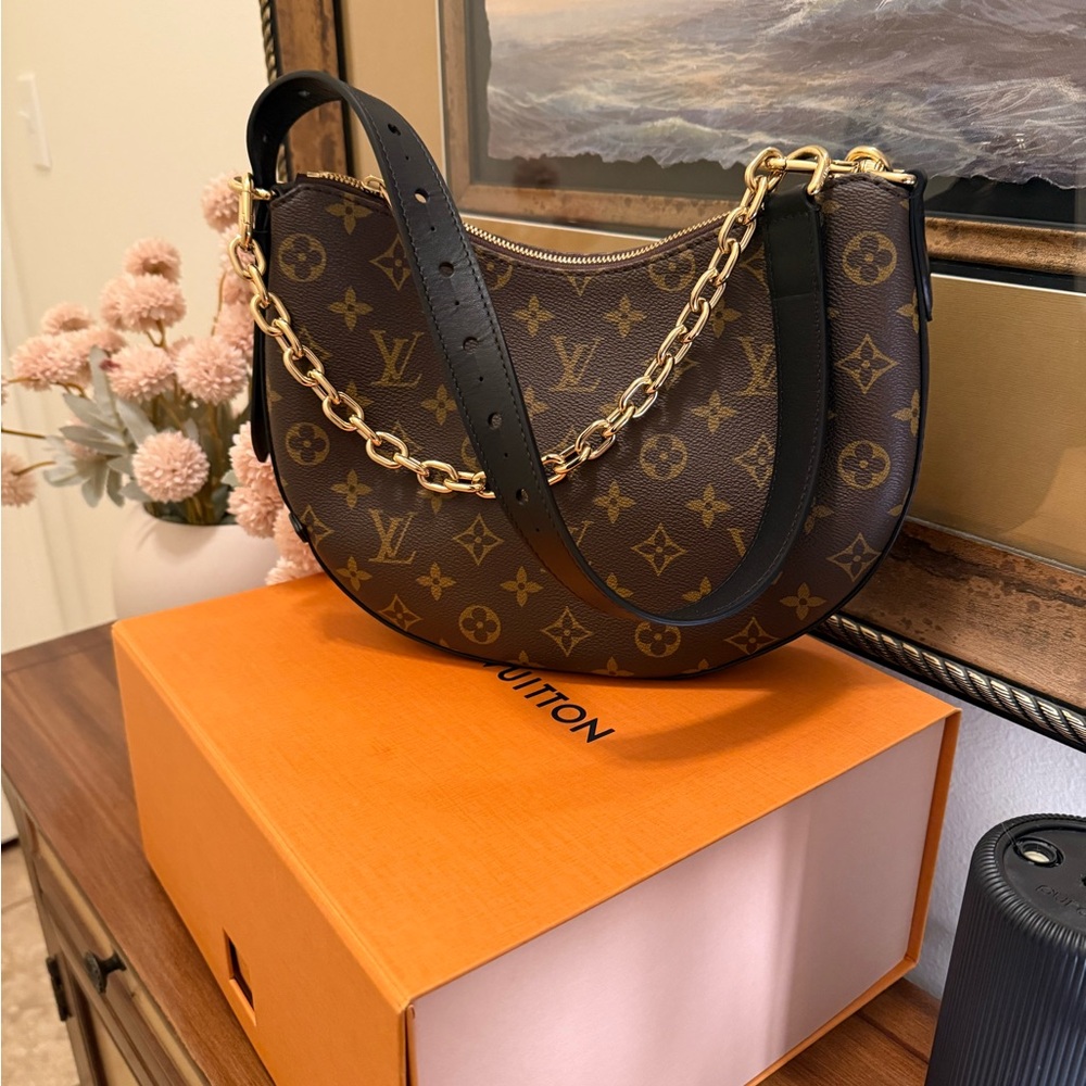 Louis Vuitton Cookie BB 
NEW RELEASE